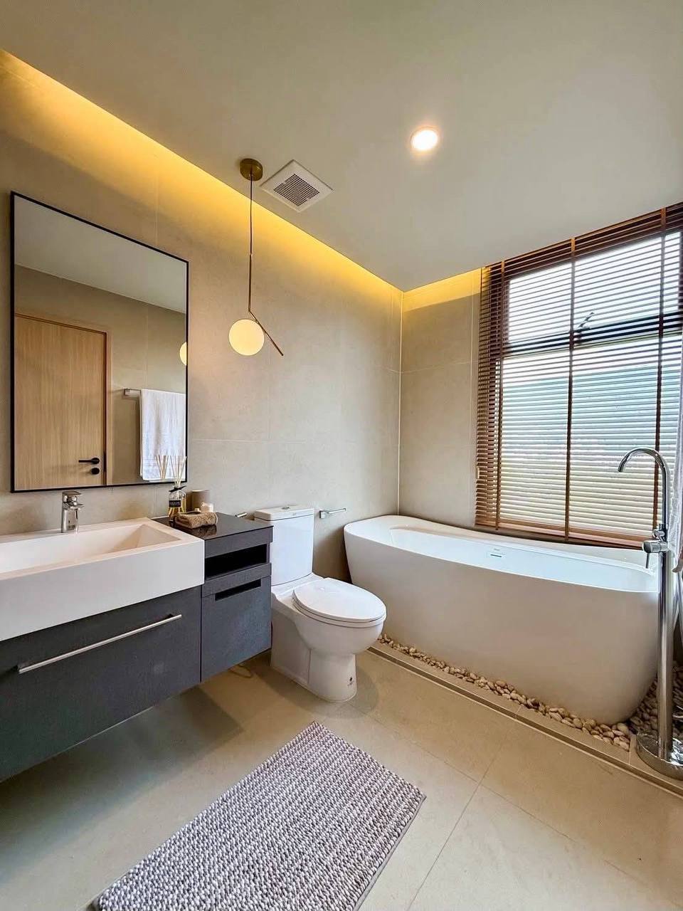 The Deck Condo Patong